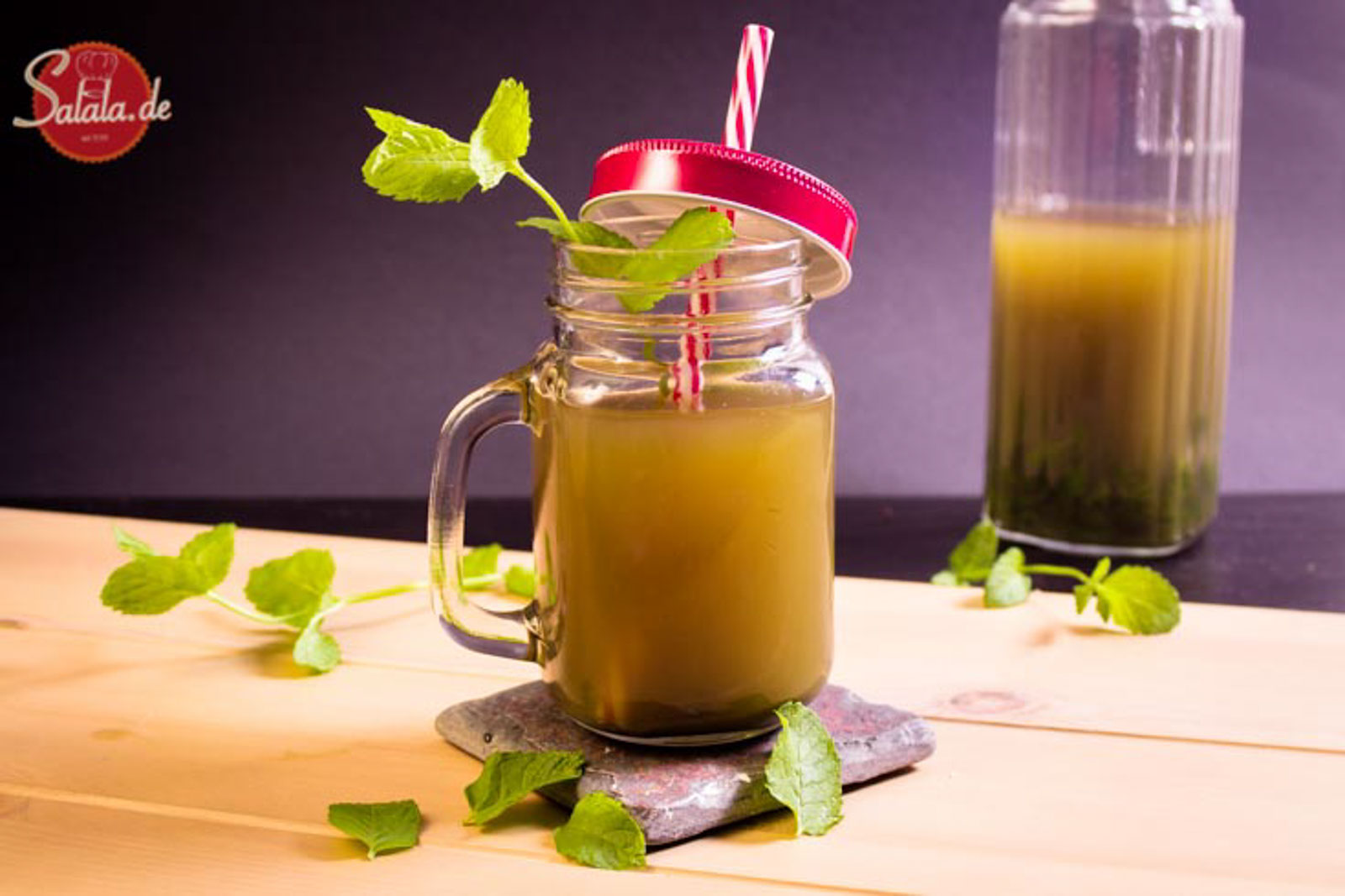 Minzgetränk Game of Thrones Low Carb Limonade Rezept mit Minze