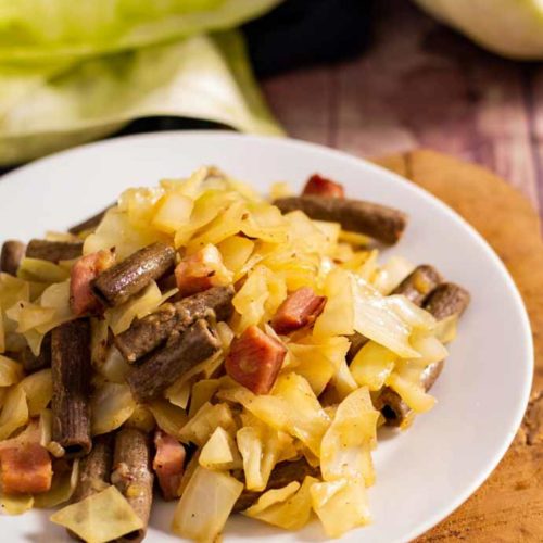 Krautfleckerl Rezept mit Speck - by salala.de - Low Carb und glutenfrei mit Weißkohl